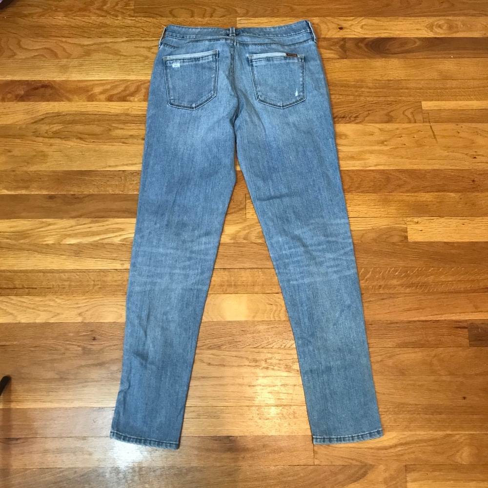 Distressed jeans - White House Black Market Size 4 - Picture 5 of 6
